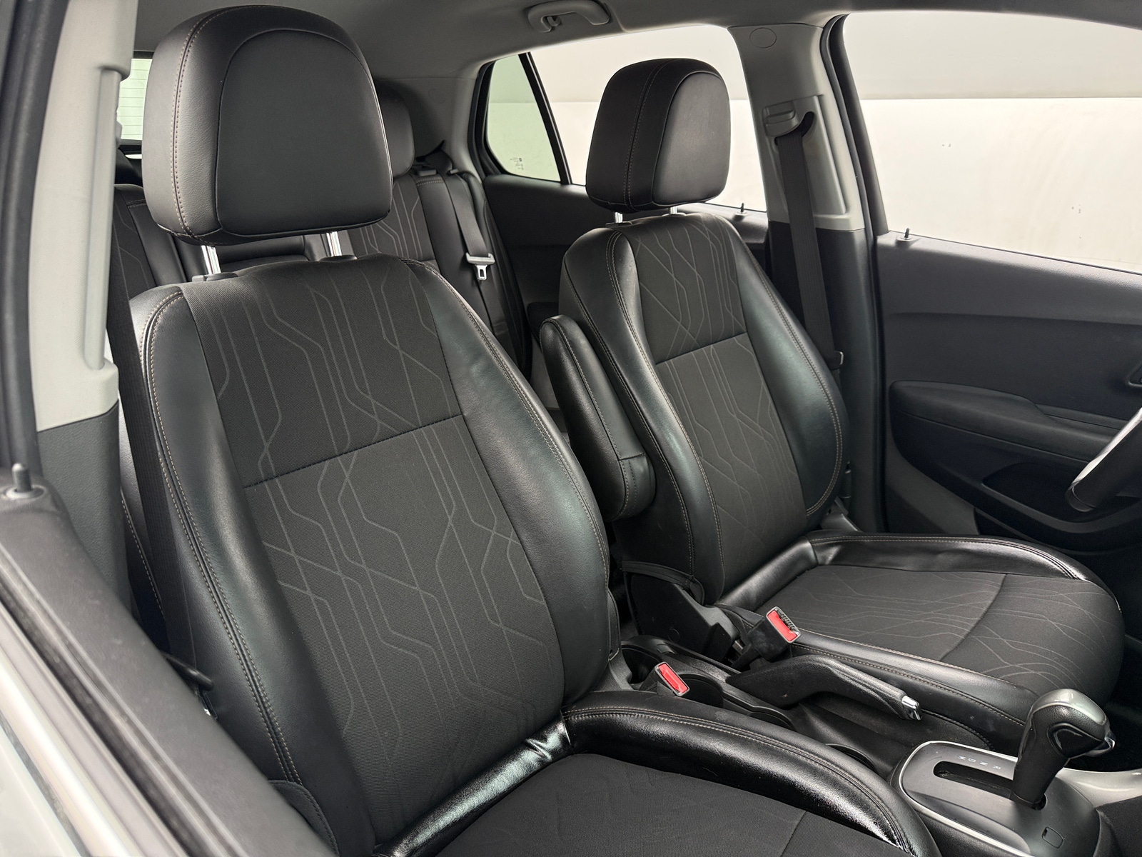 Thumbnail: 2019 Chevrolet Trax - 2