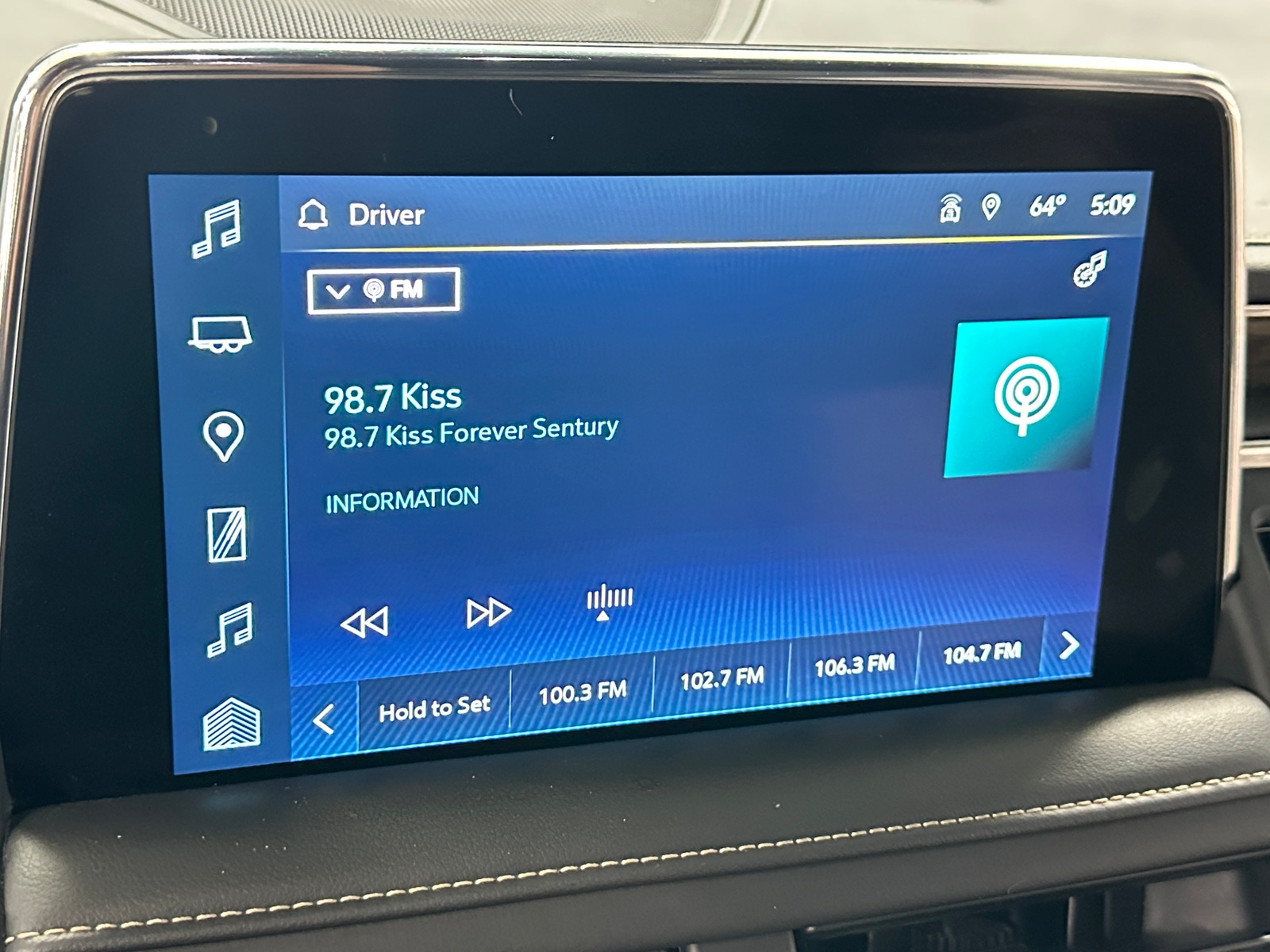 Thumbnail: 2023 Chevrolet Suburban - 3