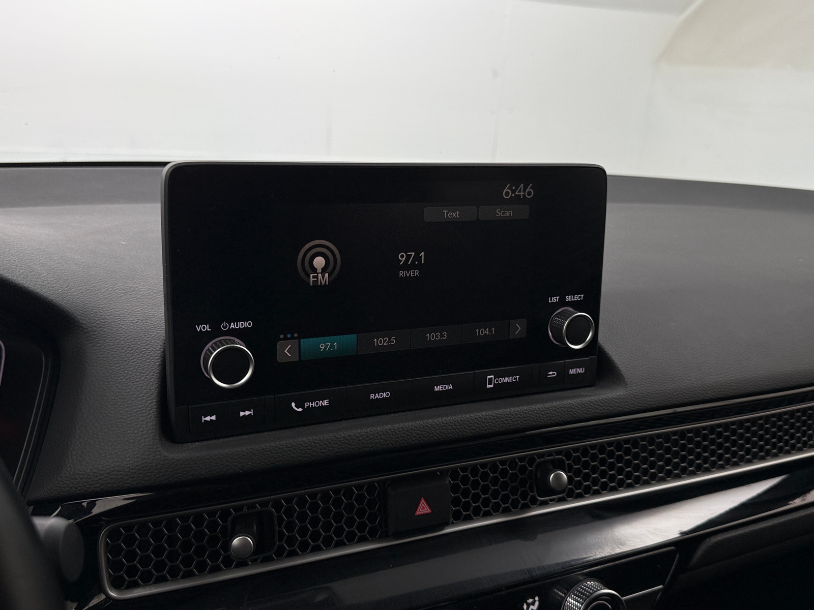 Thumbnail: 2022 Honda Civic - 4