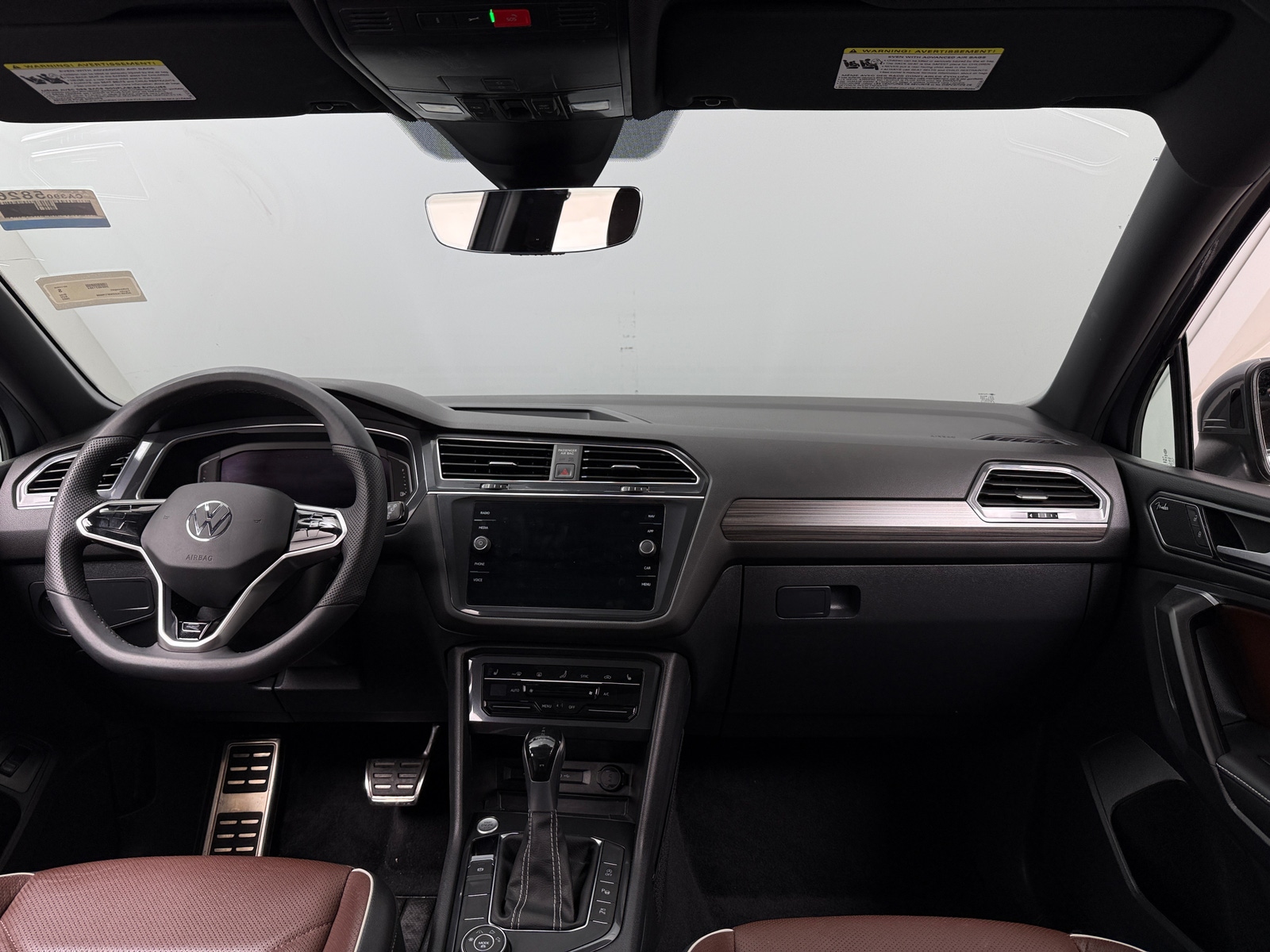 Thumbnail: 2022 Volkswagen Tiguan - 2