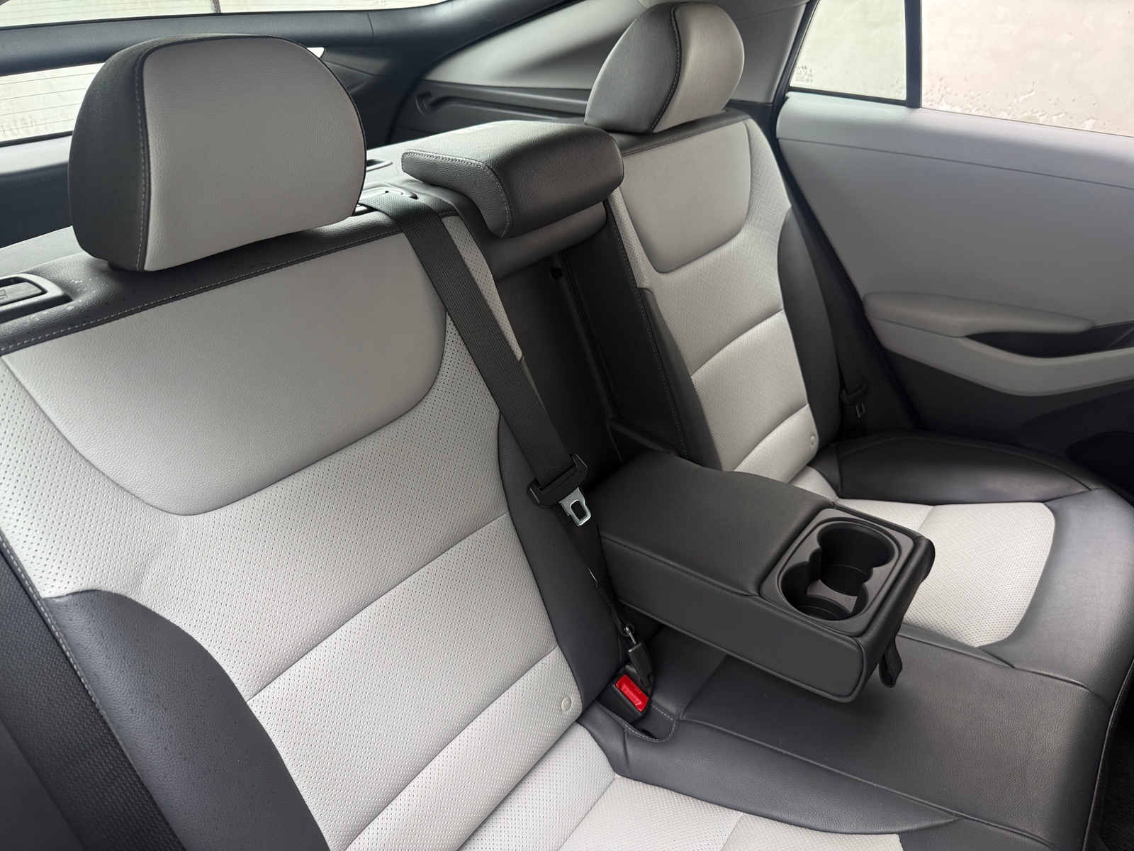 Thumbnail: 2020 Hyundai Ioniq - 5