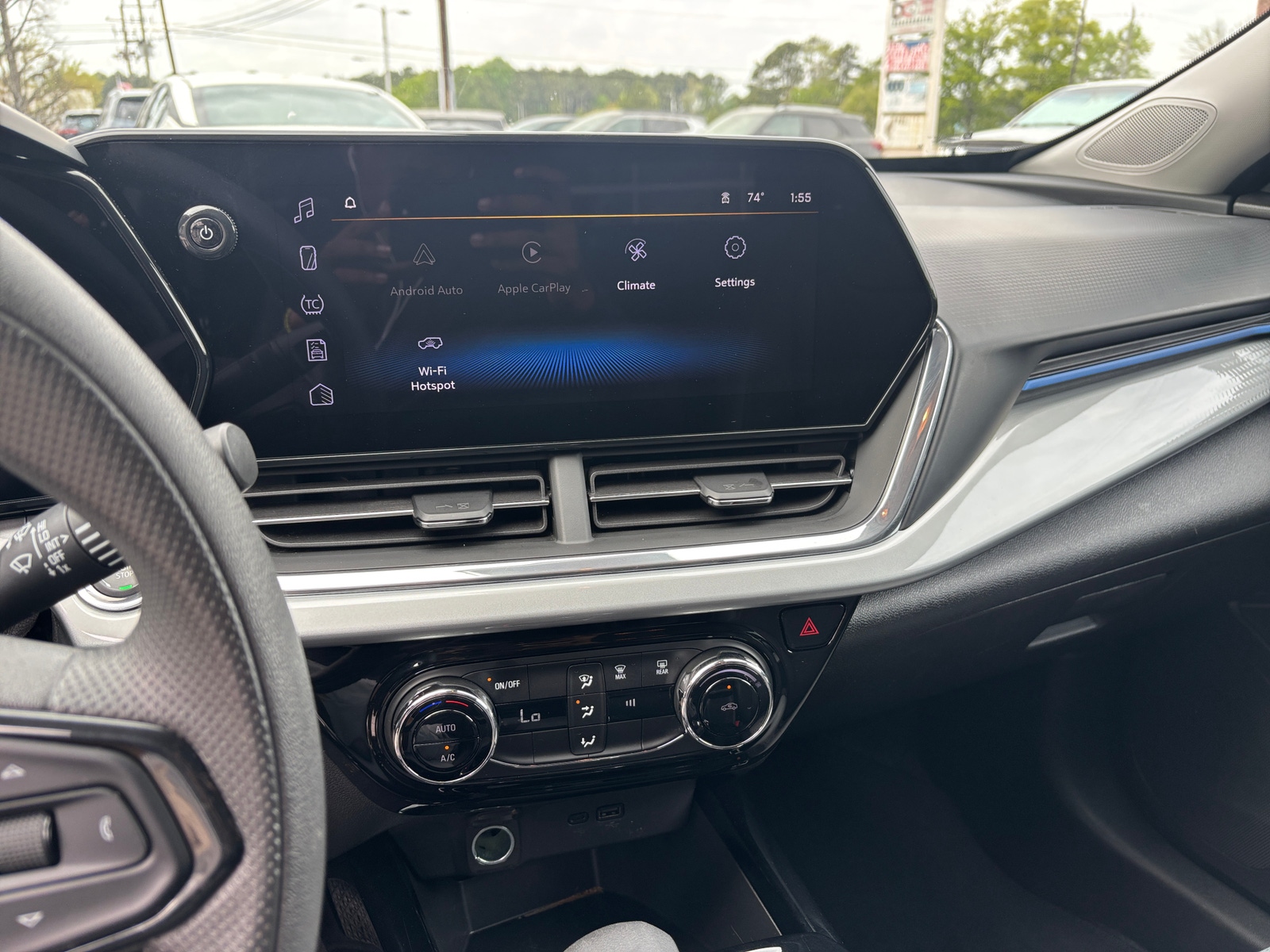 Thumbnail: 2025 Chevrolet Trax - 4