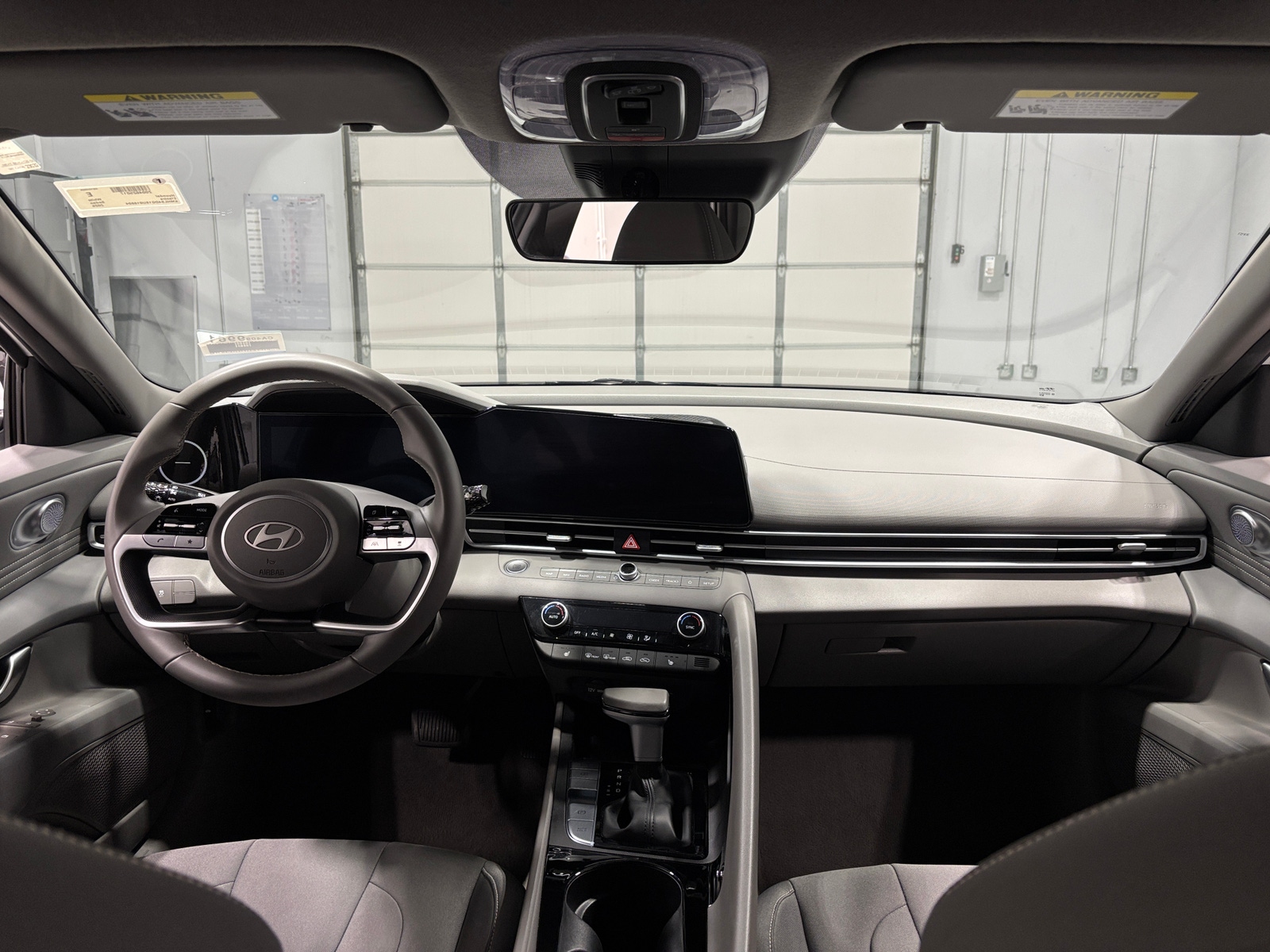 Thumbnail: 2025 Hyundai Elantra - 3