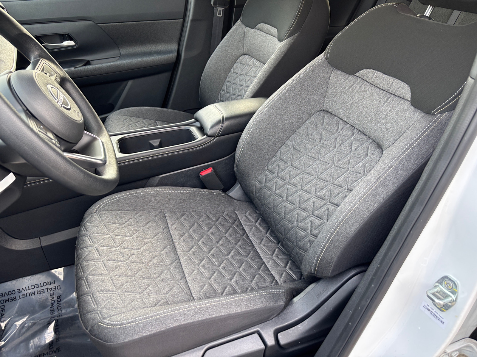 Thumbnail: 2025 Nissan Kicks - 2