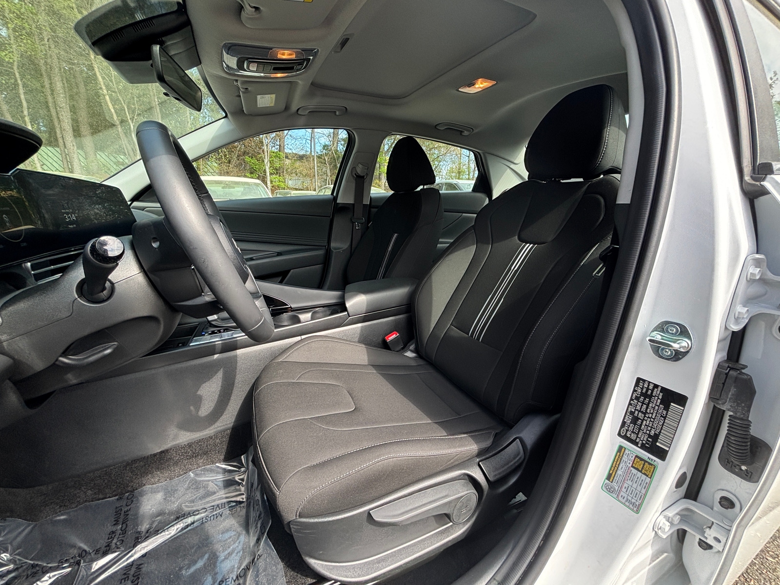 Thumbnail: 2025 Hyundai Elantra - 2