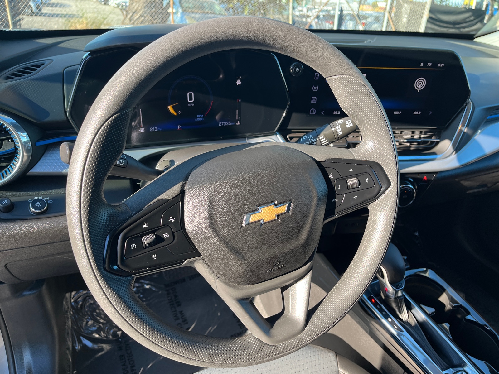 Thumbnail: 2025 Chevrolet Trax - 5