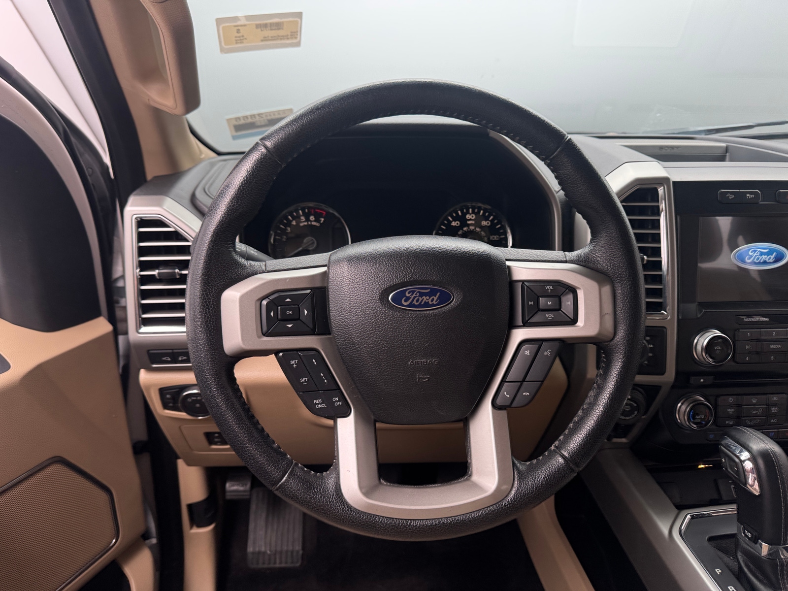 Thumbnail: 2016 Ford Econoline - 5