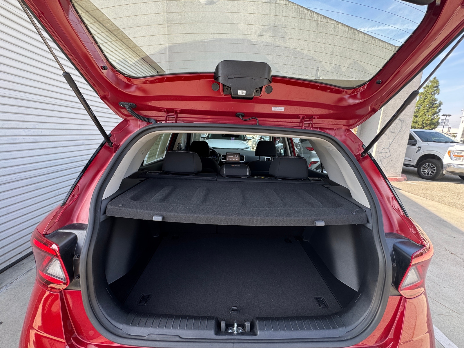 Thumbnail: 2025 Hyundai Venue - 6