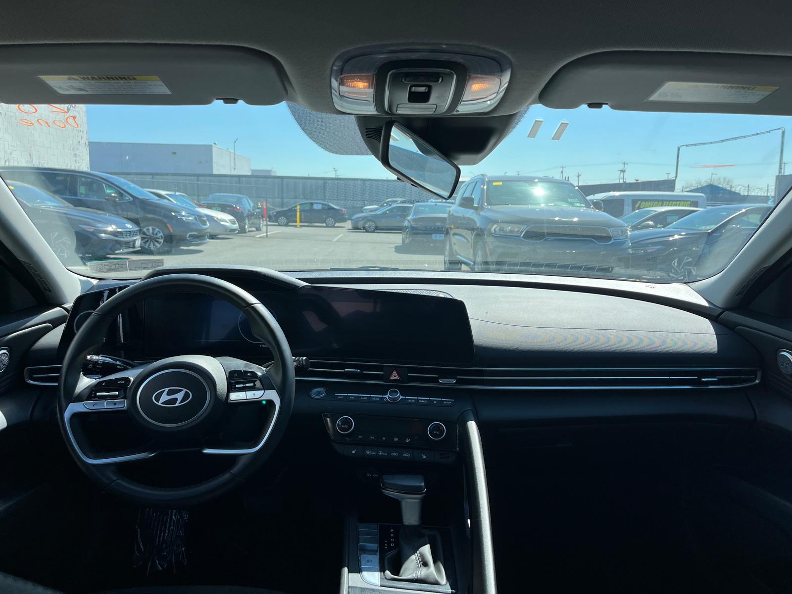 Thumbnail: 2025 Hyundai Elantra - 3