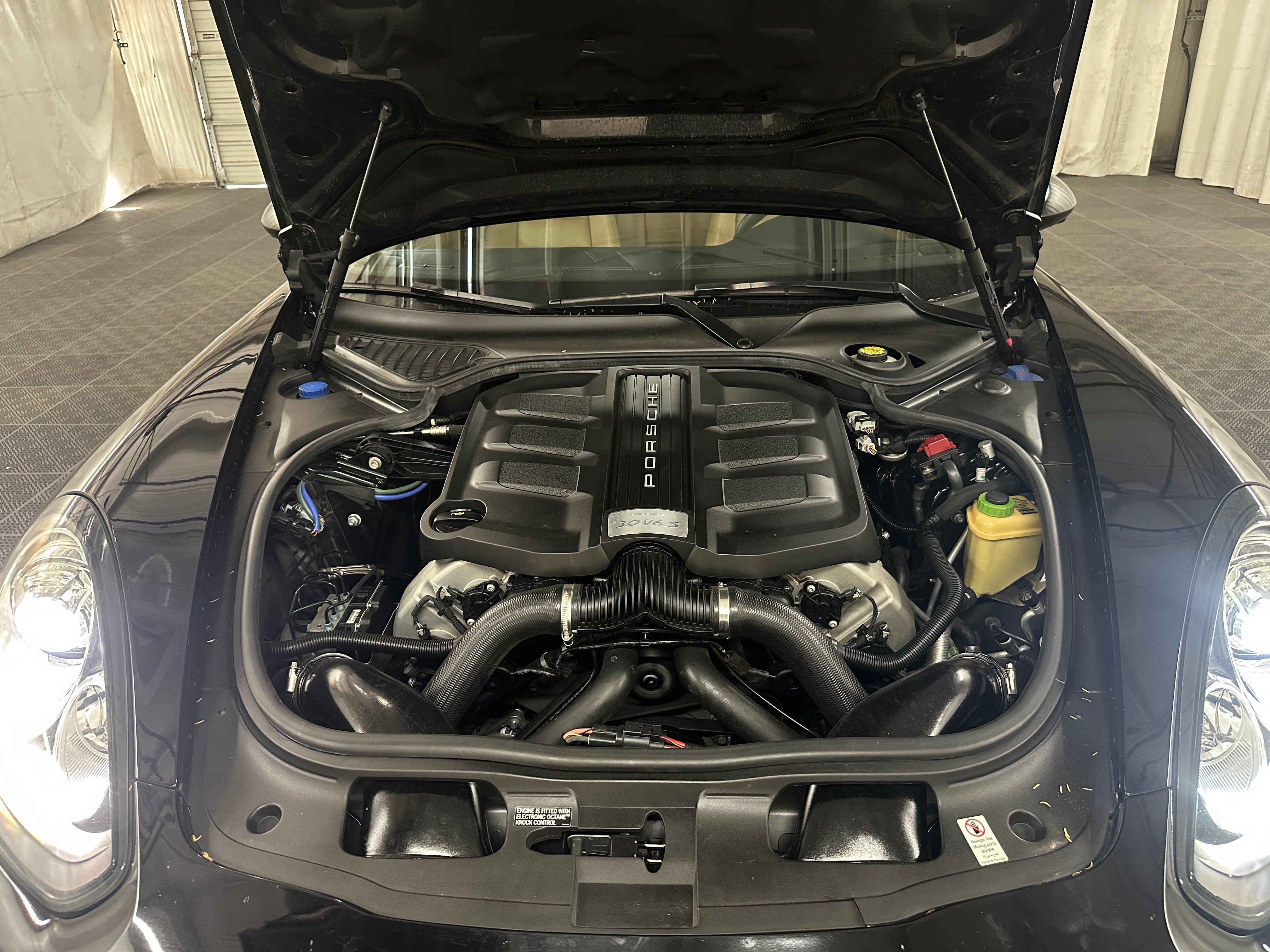 2016 Porsche Panamera