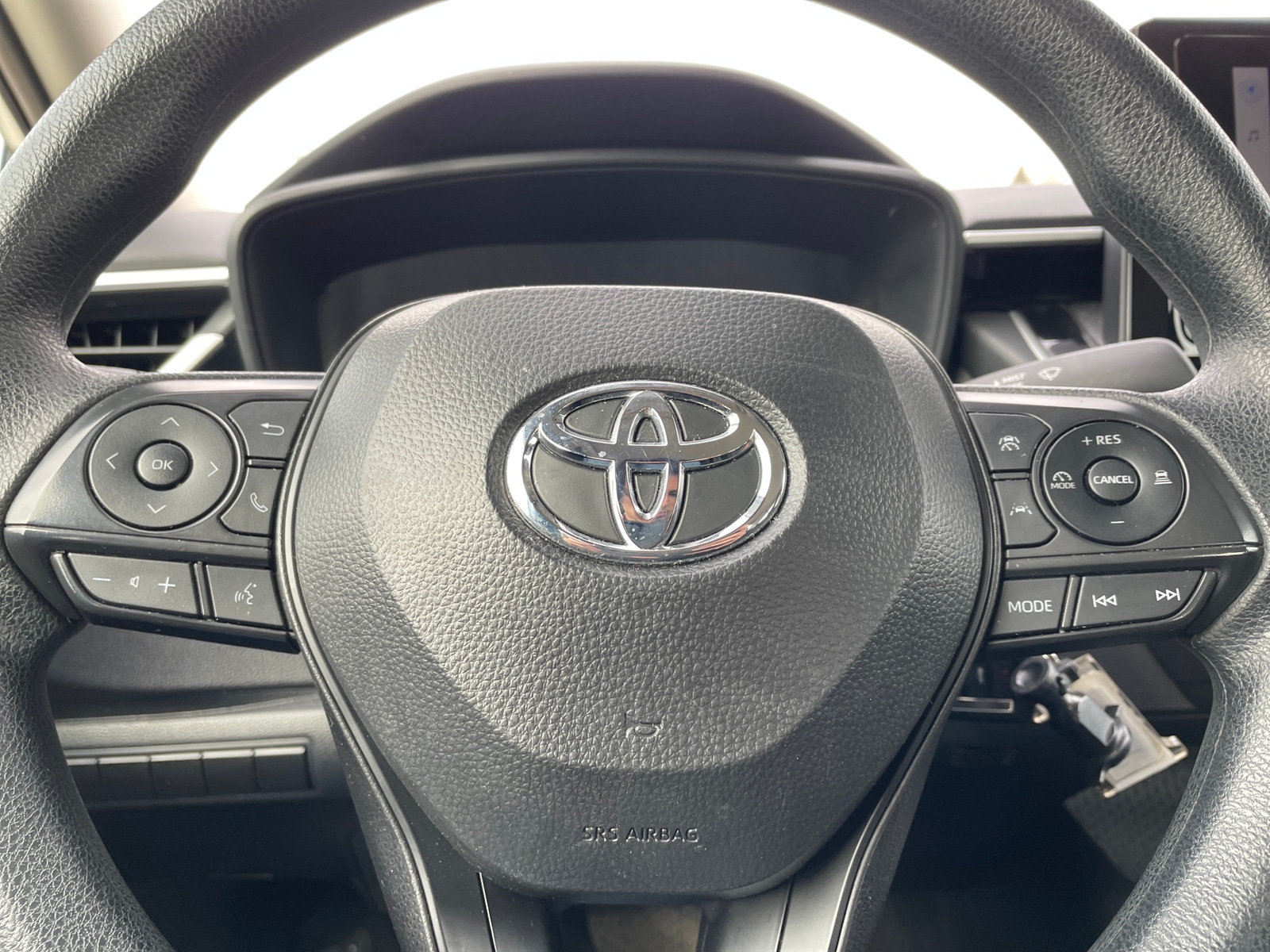 Thumbnail: 2025 Toyota Corolla - 5