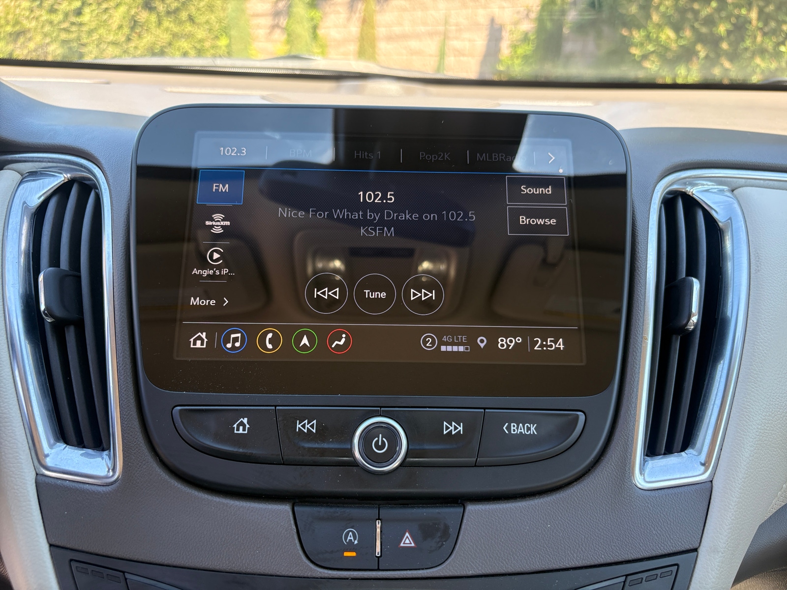 Thumbnail: 2024 Chevrolet Malibu - 4