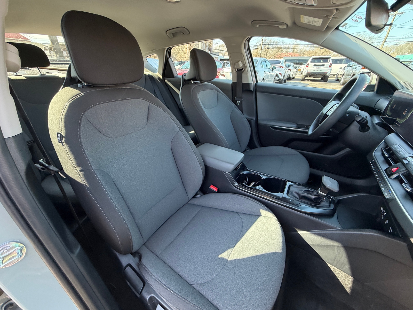 Thumbnail: 2025 Kia K4 - 2