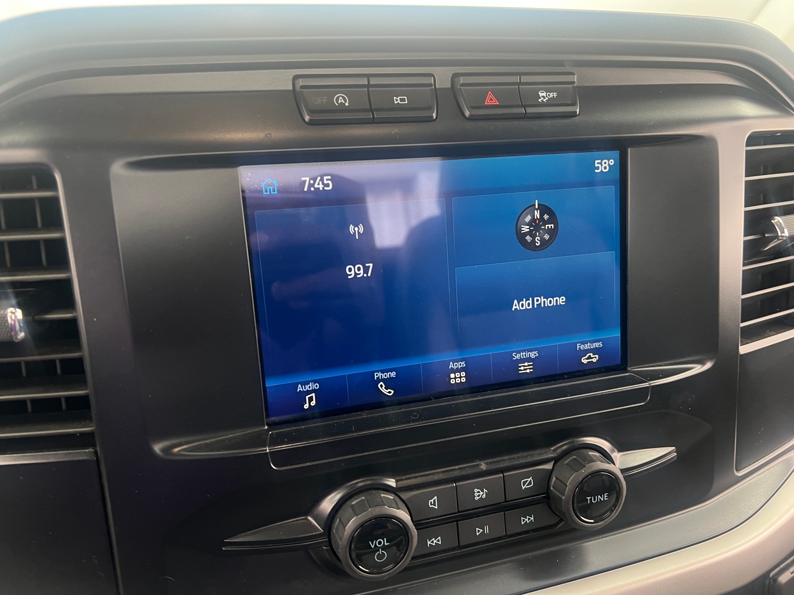 Thumbnail: 2023 Ford Econoline - 3