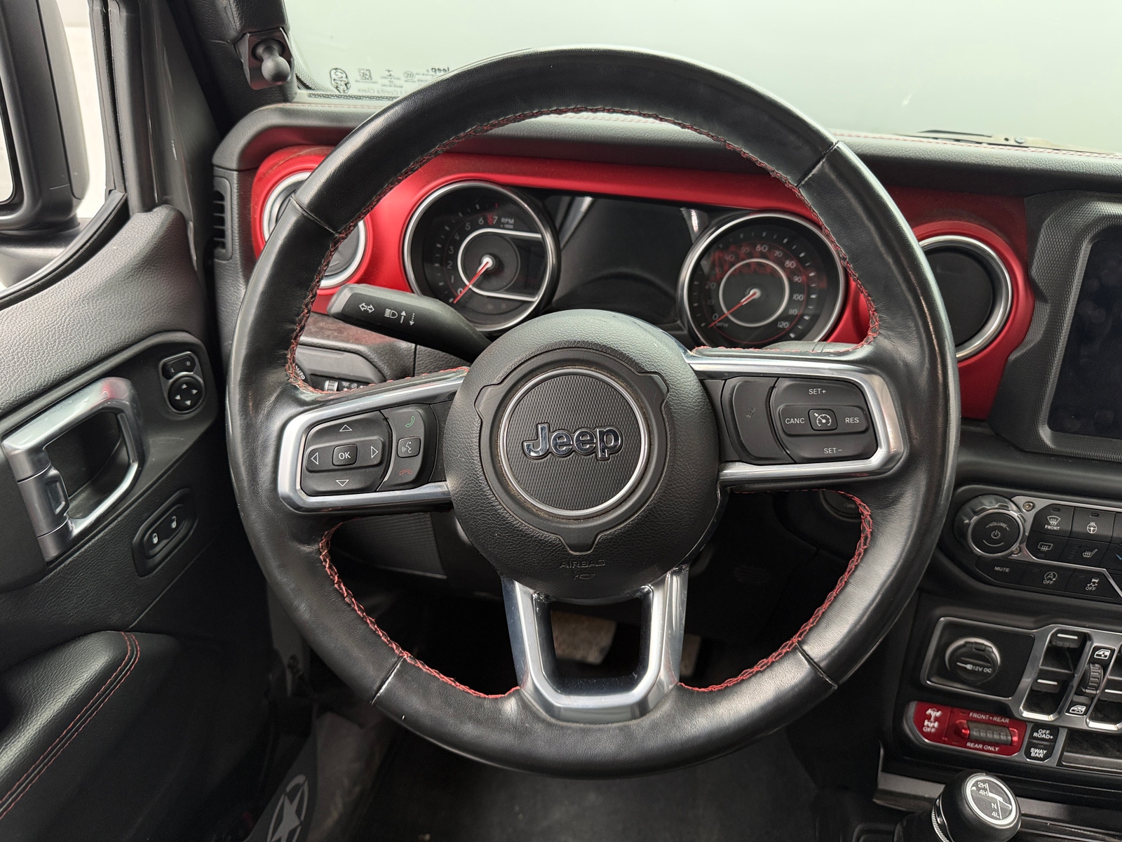 Thumbnail: 2022 Jeep Gladiator - 4