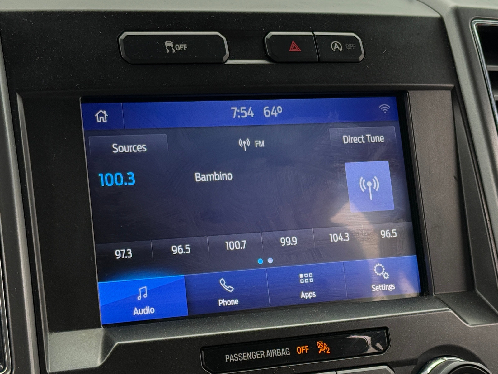 Thumbnail: 2019 Ford Econoline - 4