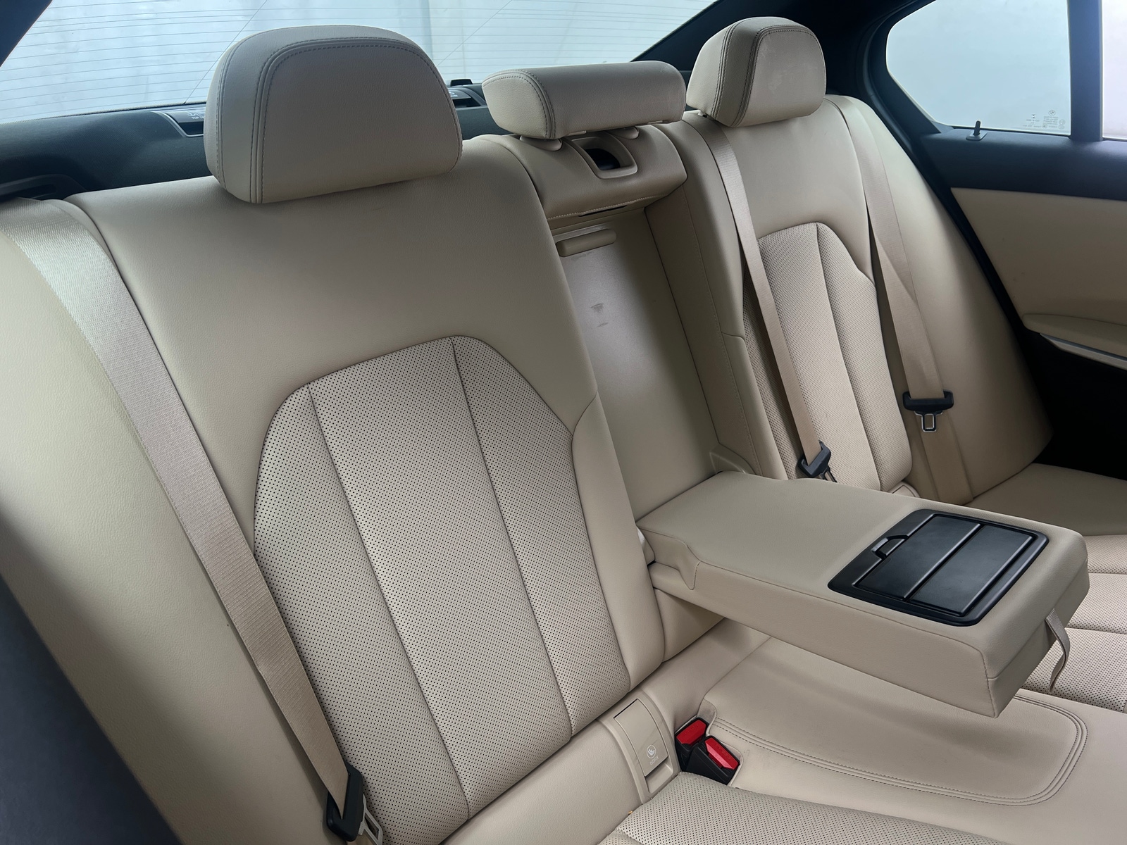 Thumbnail: 2022 BMW 3 Series - 5