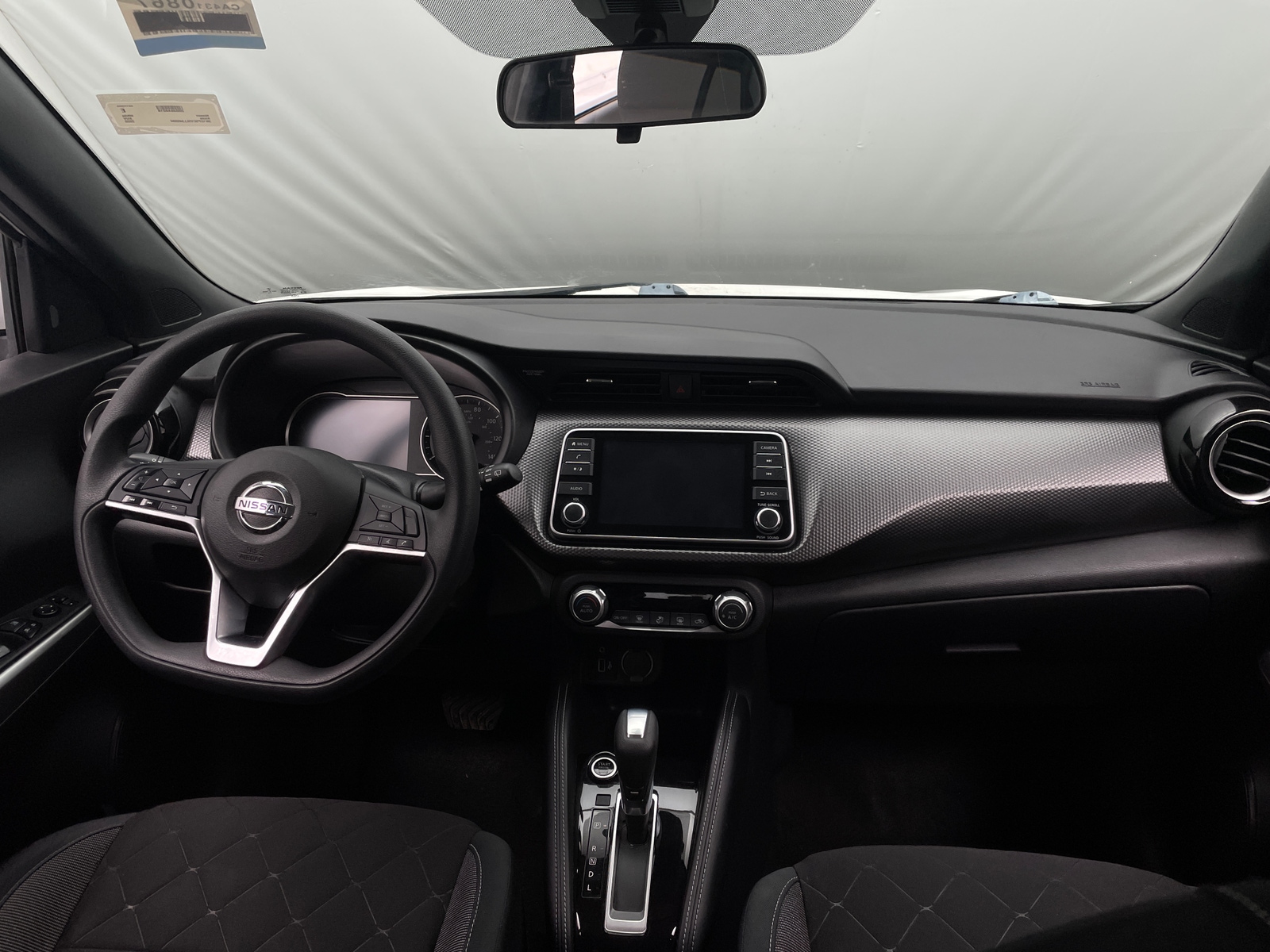 Thumbnail: 2020 Nissan Kicks - 3