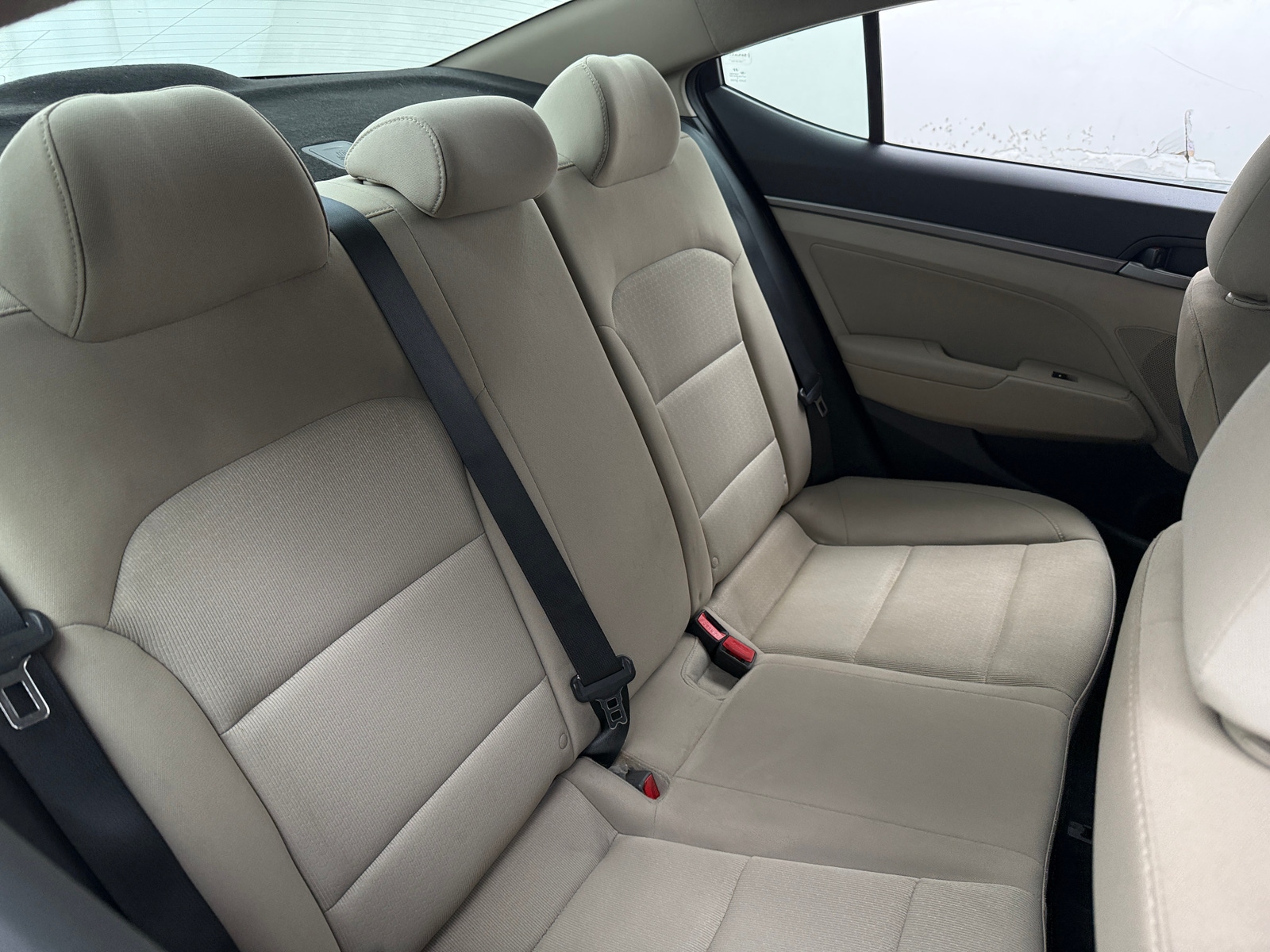 Thumbnail: 2017 Hyundai Elantra - 6