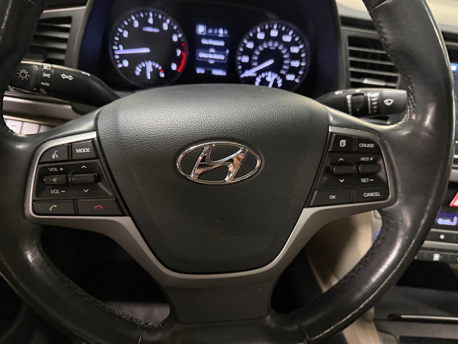 Thumbnail: 2017 Hyundai Elantra - 5