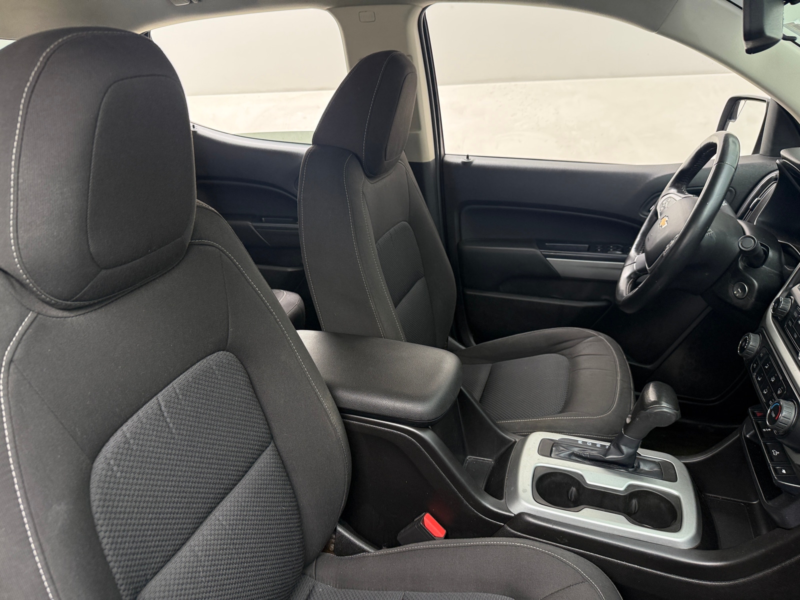 Thumbnail: 2015 Chevrolet Colorado - 2