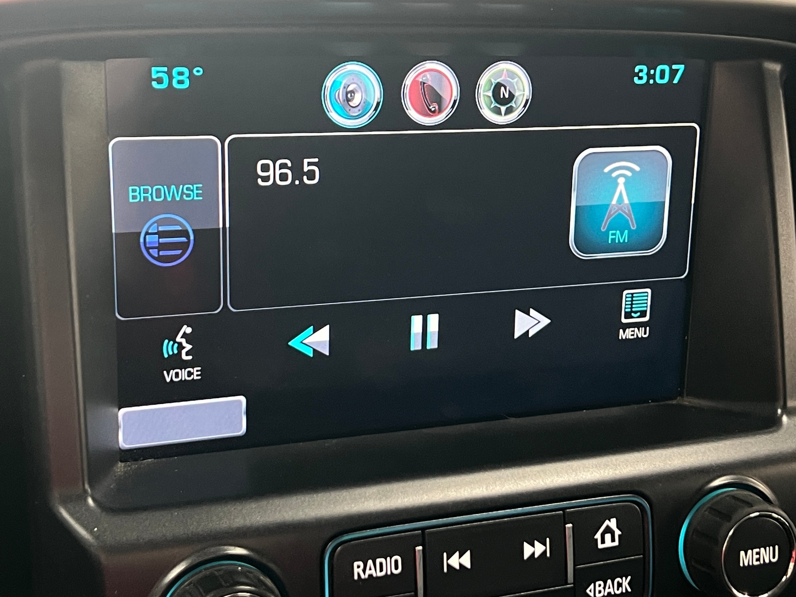 Thumbnail: 2015 Chevrolet Colorado - 4