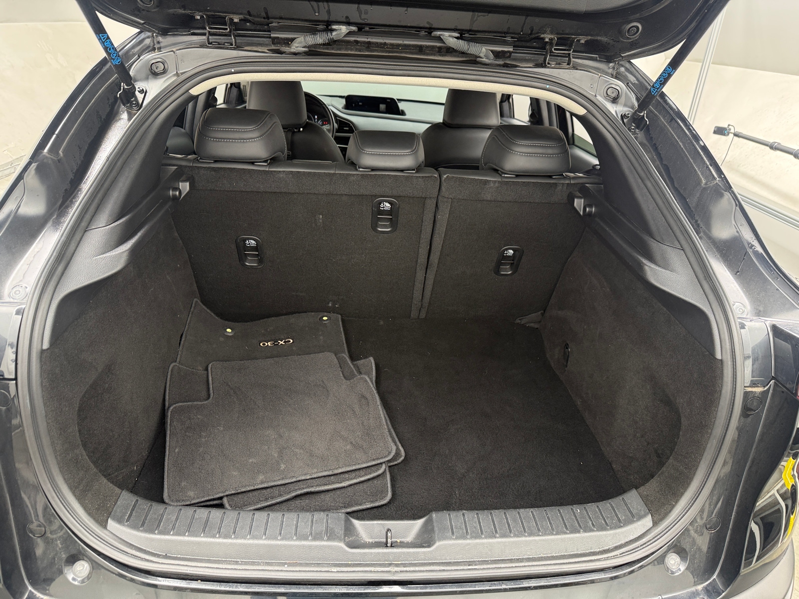 Thumbnail: 2023 Mazda CX-30 - 6