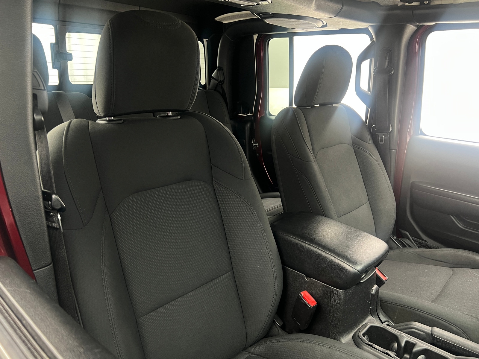 Thumbnail: 2021 Jeep Gladiator - 2