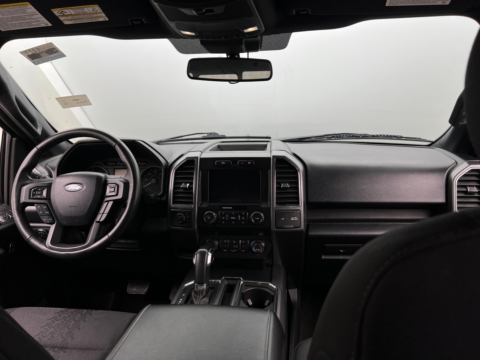 Thumbnail: 2020 Ford Econoline - 3