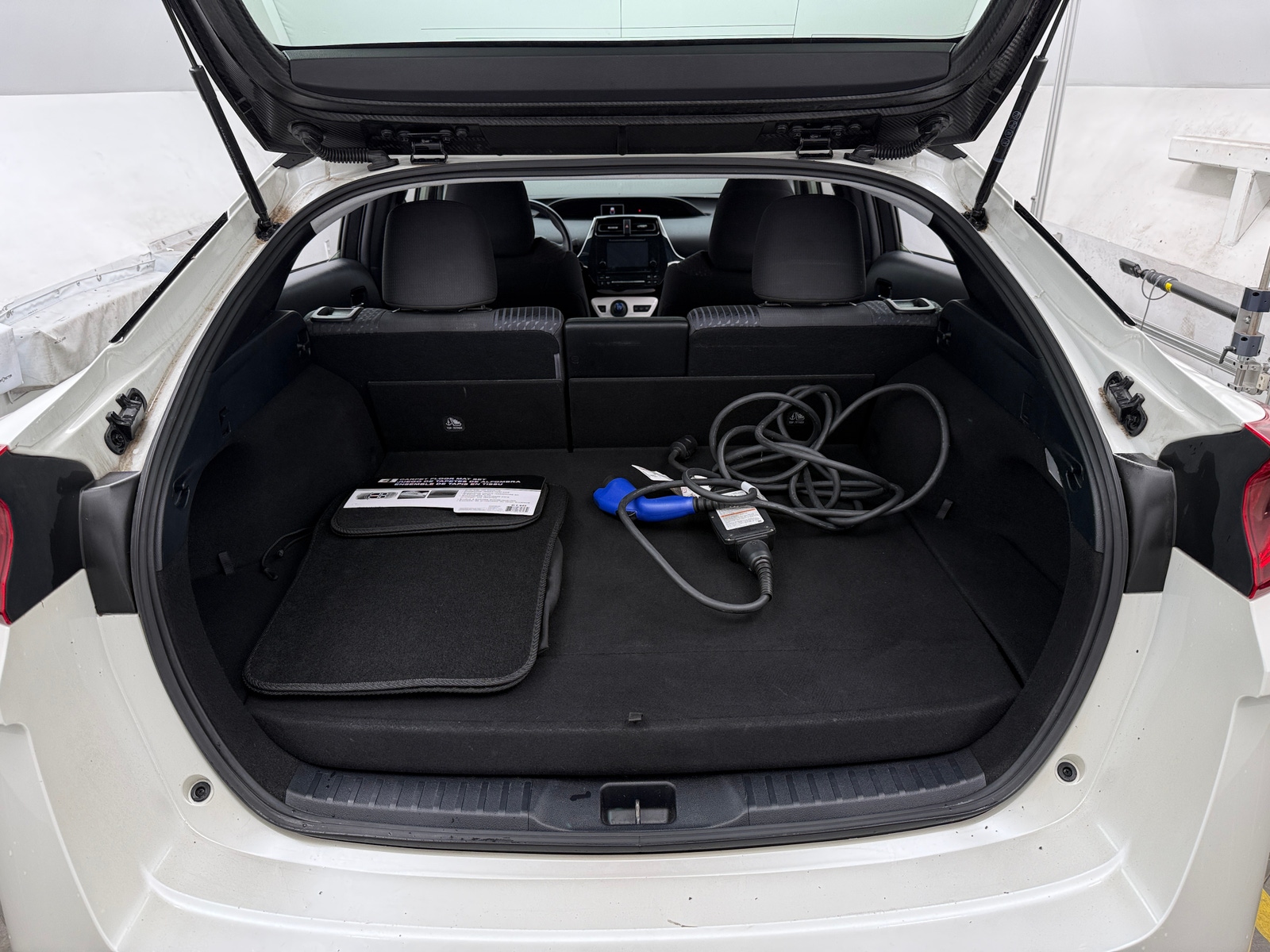 Thumbnail: 2017 Toyota Prius Prime - 7