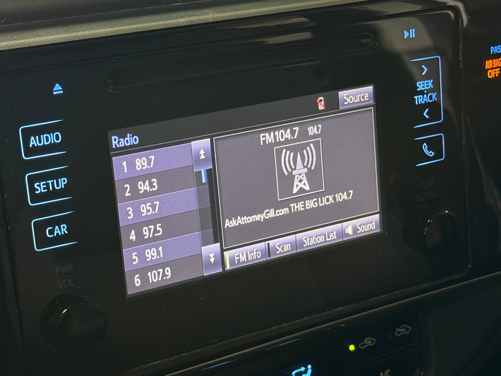 Thumbnail: 2019 Toyota Corolla - 4