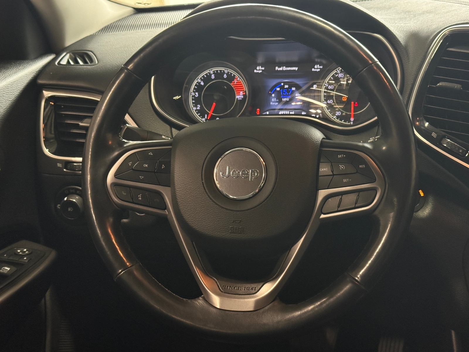 Thumbnail: 2020 Jeep Cherokee - 4