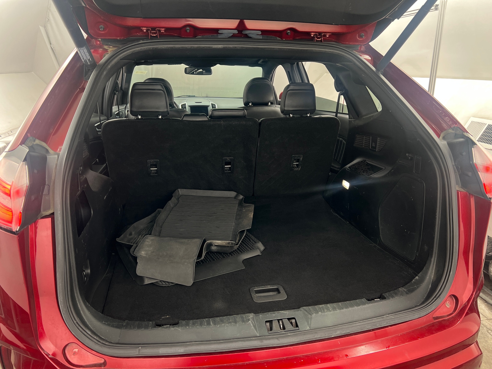 Thumbnail: 2019 Ford Edge - 7