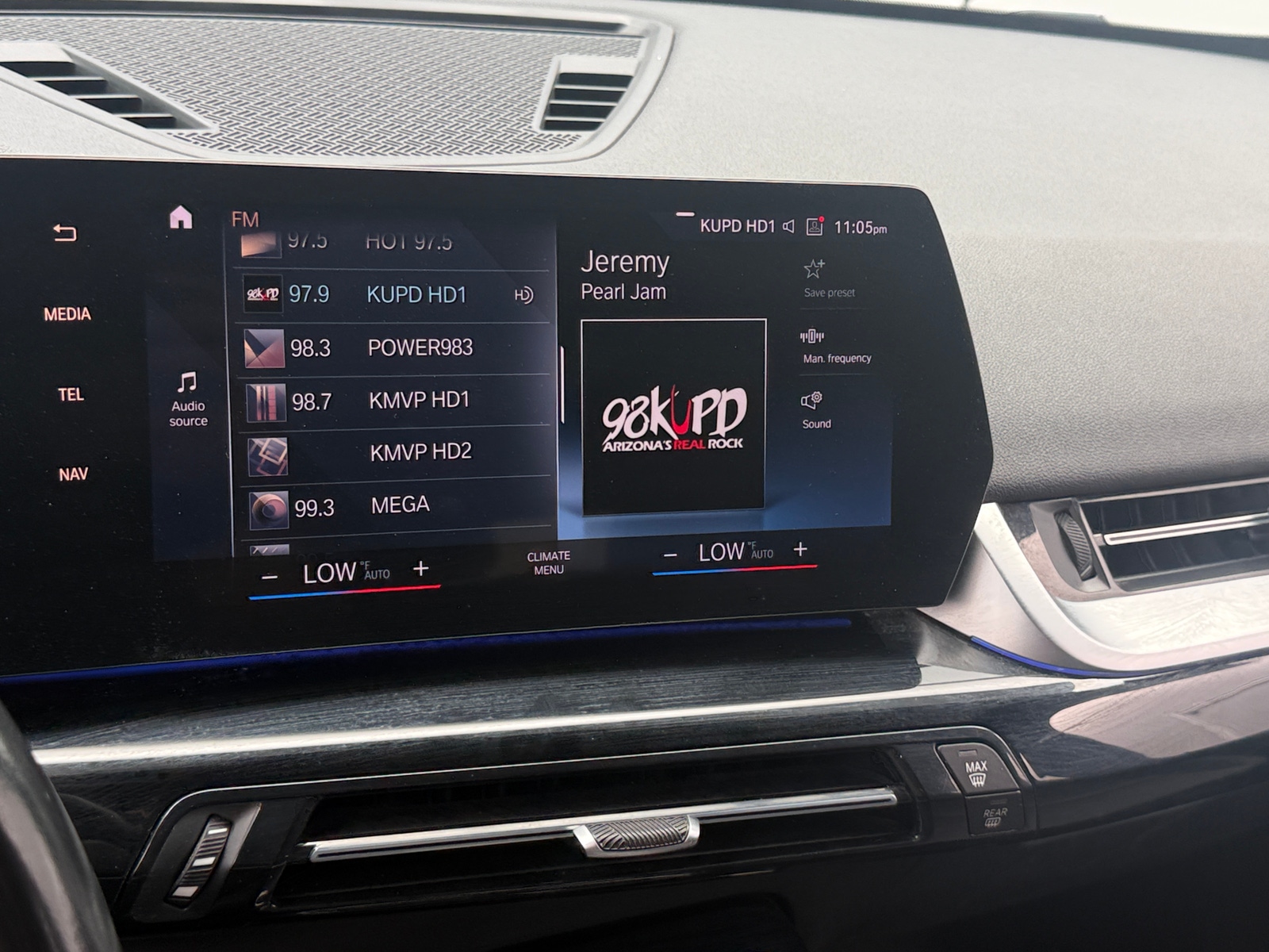 Thumbnail: 2023 BMW X1 - 4