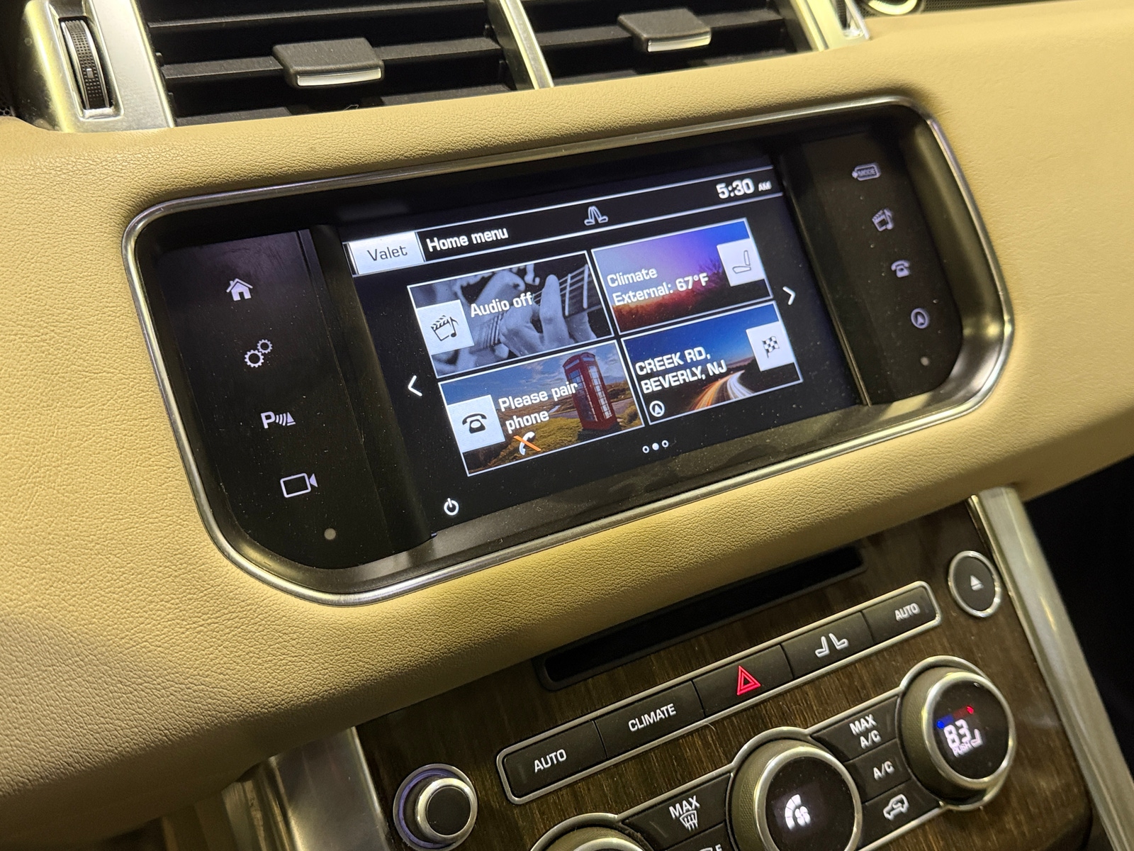 Thumbnail: 2016 Land Rover Range Rover Sport - 3