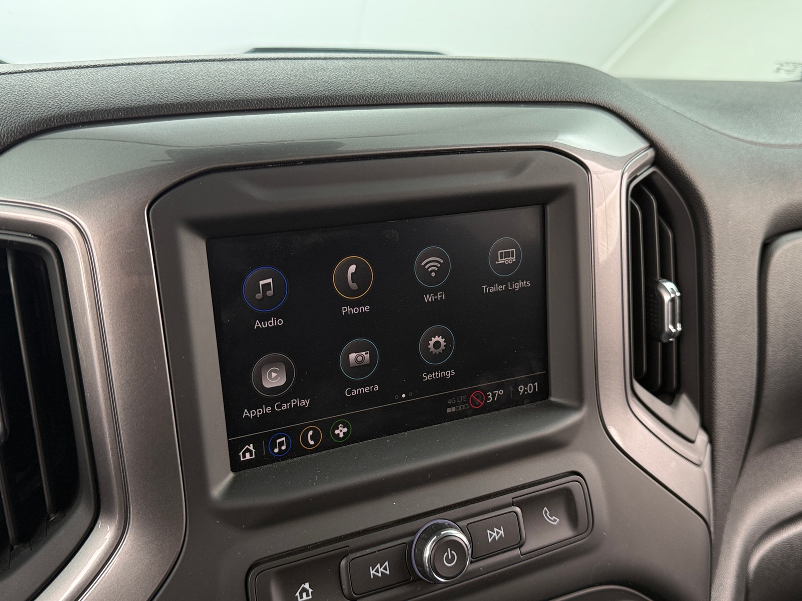 Thumbnail: 2024 Chevrolet Silverado 1500 - 4