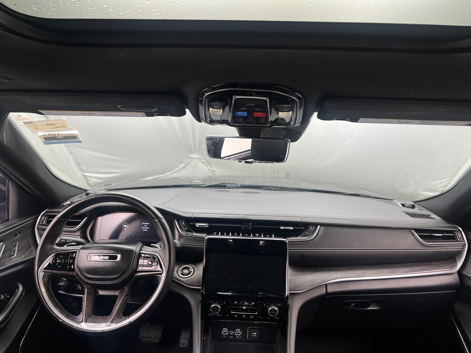 Thumbnail: 2022 Jeep Grand Cherokee L - 2