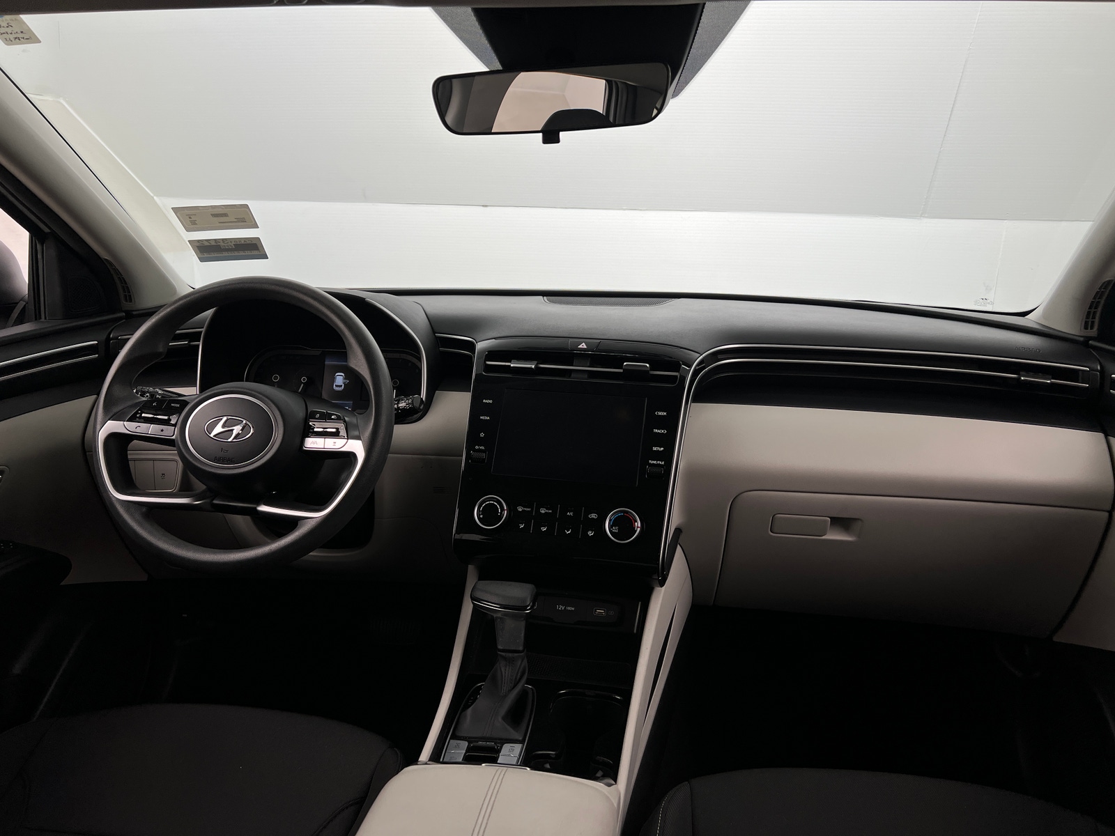 Thumbnail: 2024 Hyundai Tucson - 3