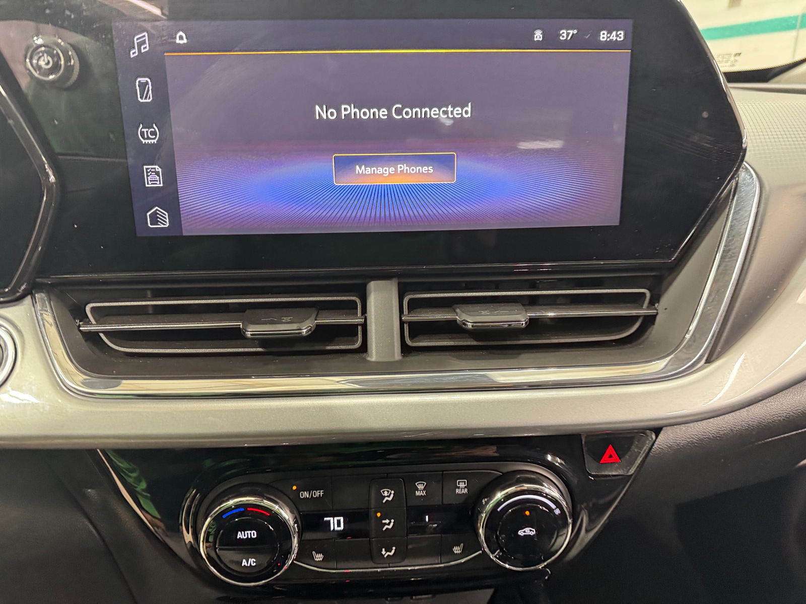 Thumbnail: 2025 Chevrolet Trax - 4