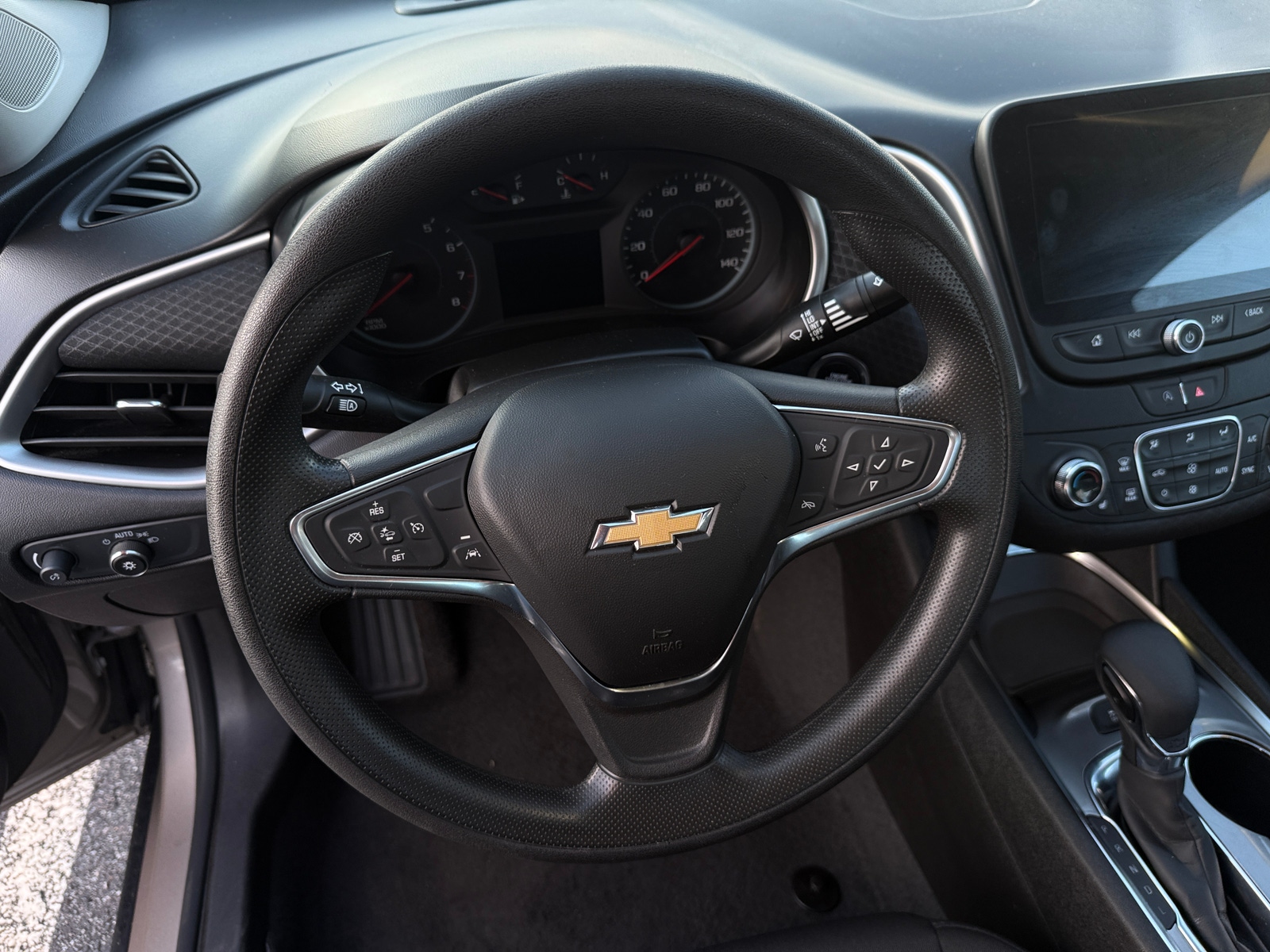 Thumbnail: 2024 Chevrolet Malibu - 5