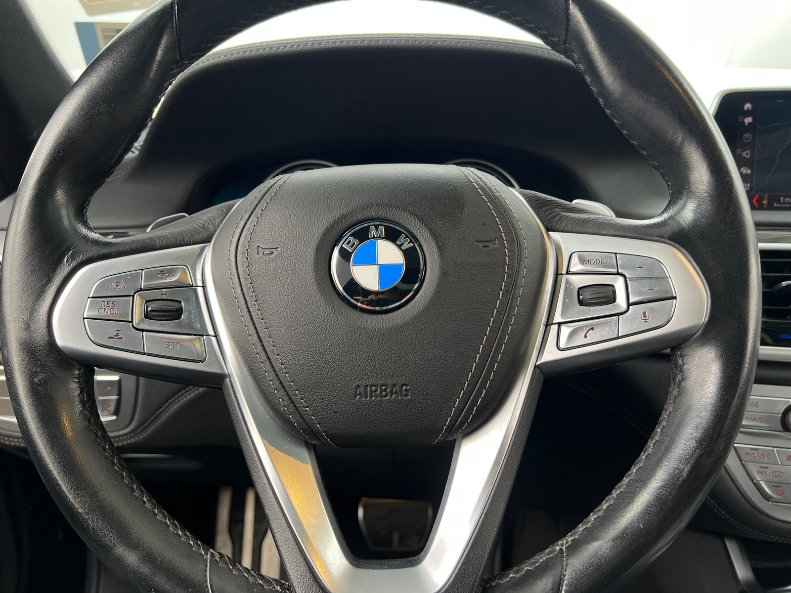 Thumbnail: 2019 BMW 7 Series - 4