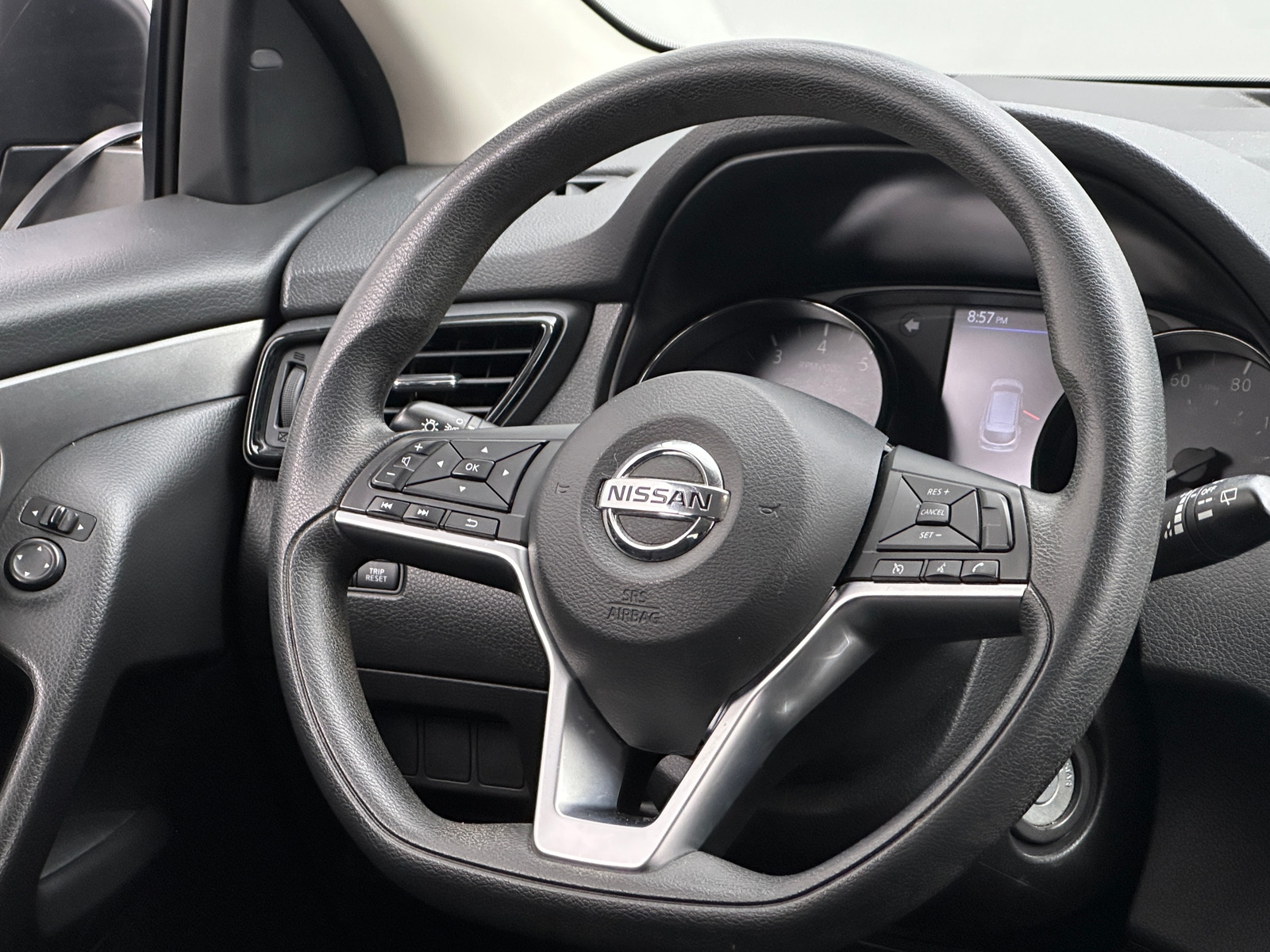 Thumbnail: 2019 Nissan Rogue Sport - 5