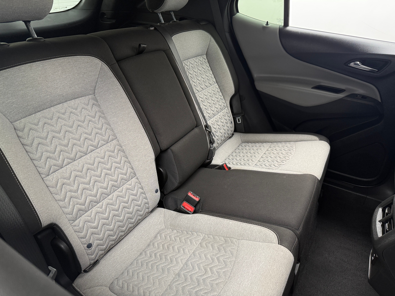 Thumbnail: 2023 Chevrolet Equinox - 6