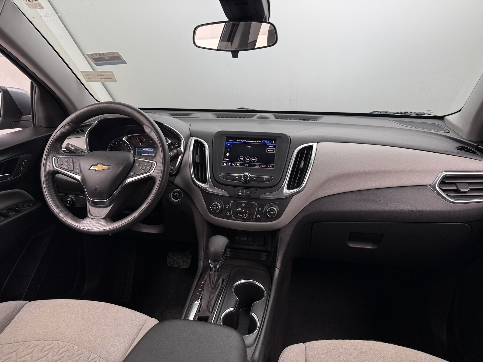 Thumbnail: 2023 Chevrolet Equinox - 3