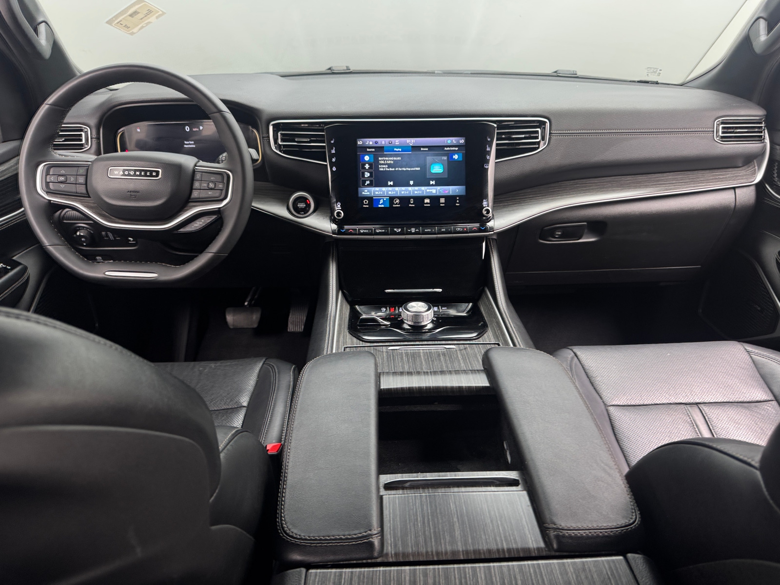 Thumbnail: 2024 Jeep Wagoneer - 2