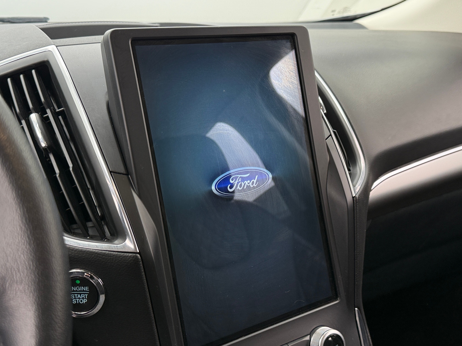 Thumbnail: 2024 Ford Edge - 3