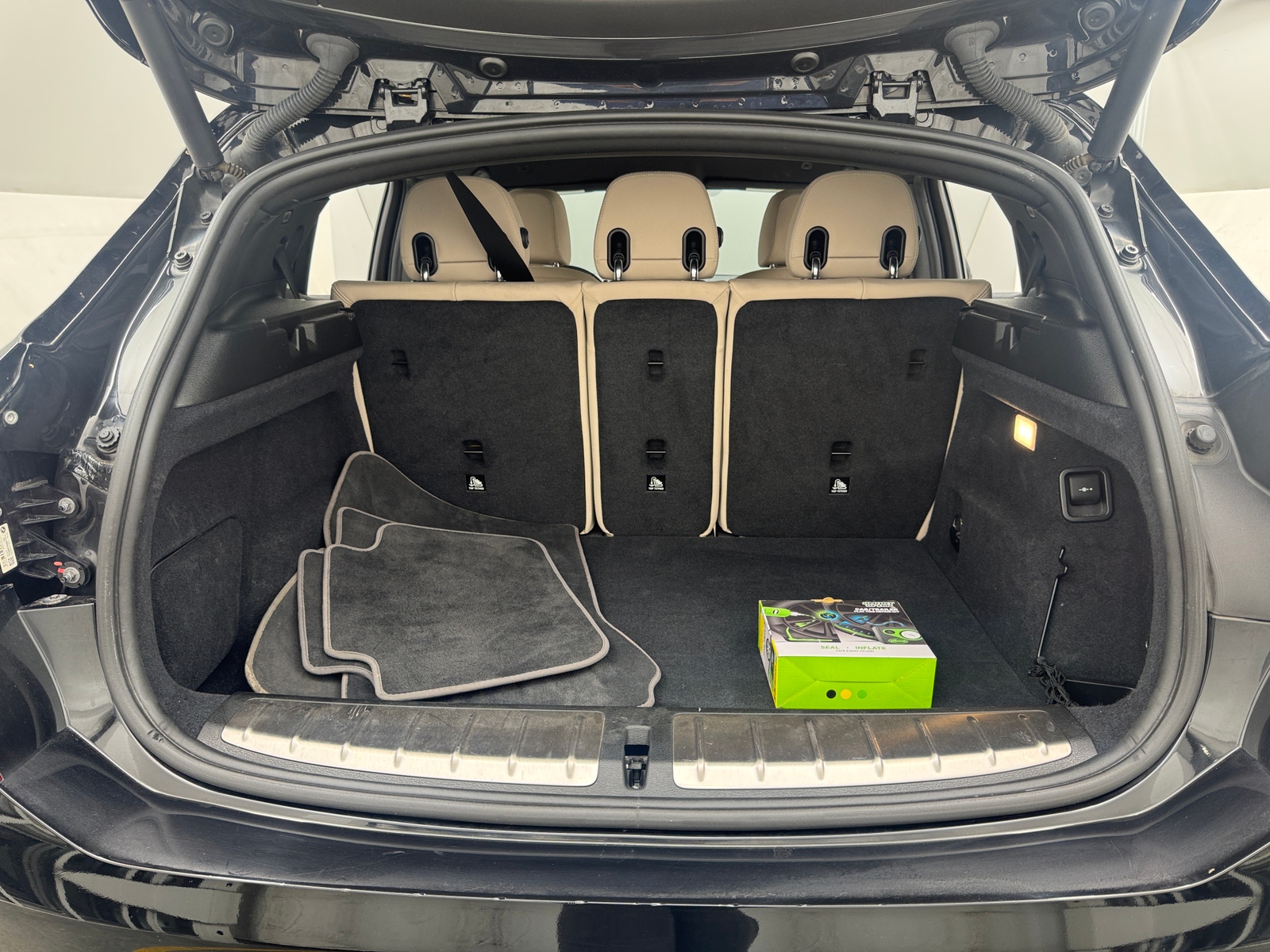 Thumbnail: 2018 BMW X2 - 6