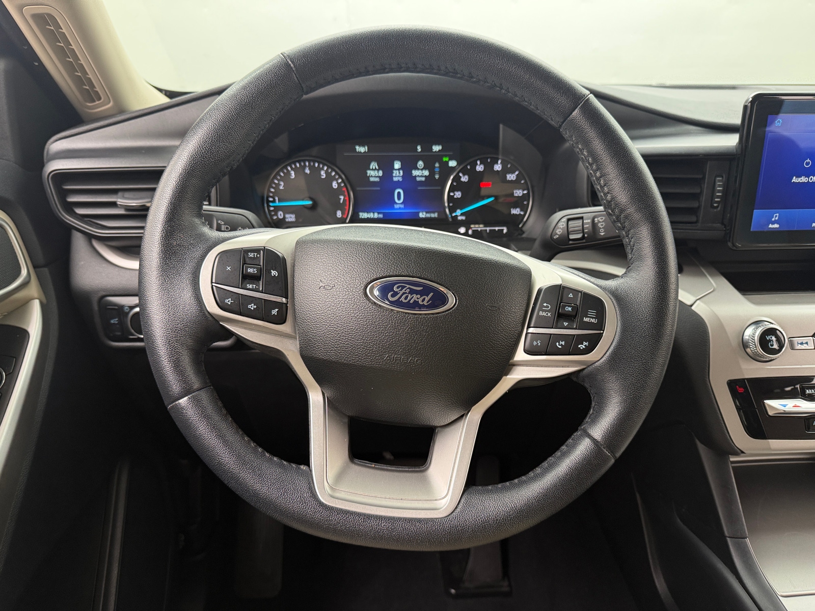 Thumbnail: 2023 Ford Explorer - 5