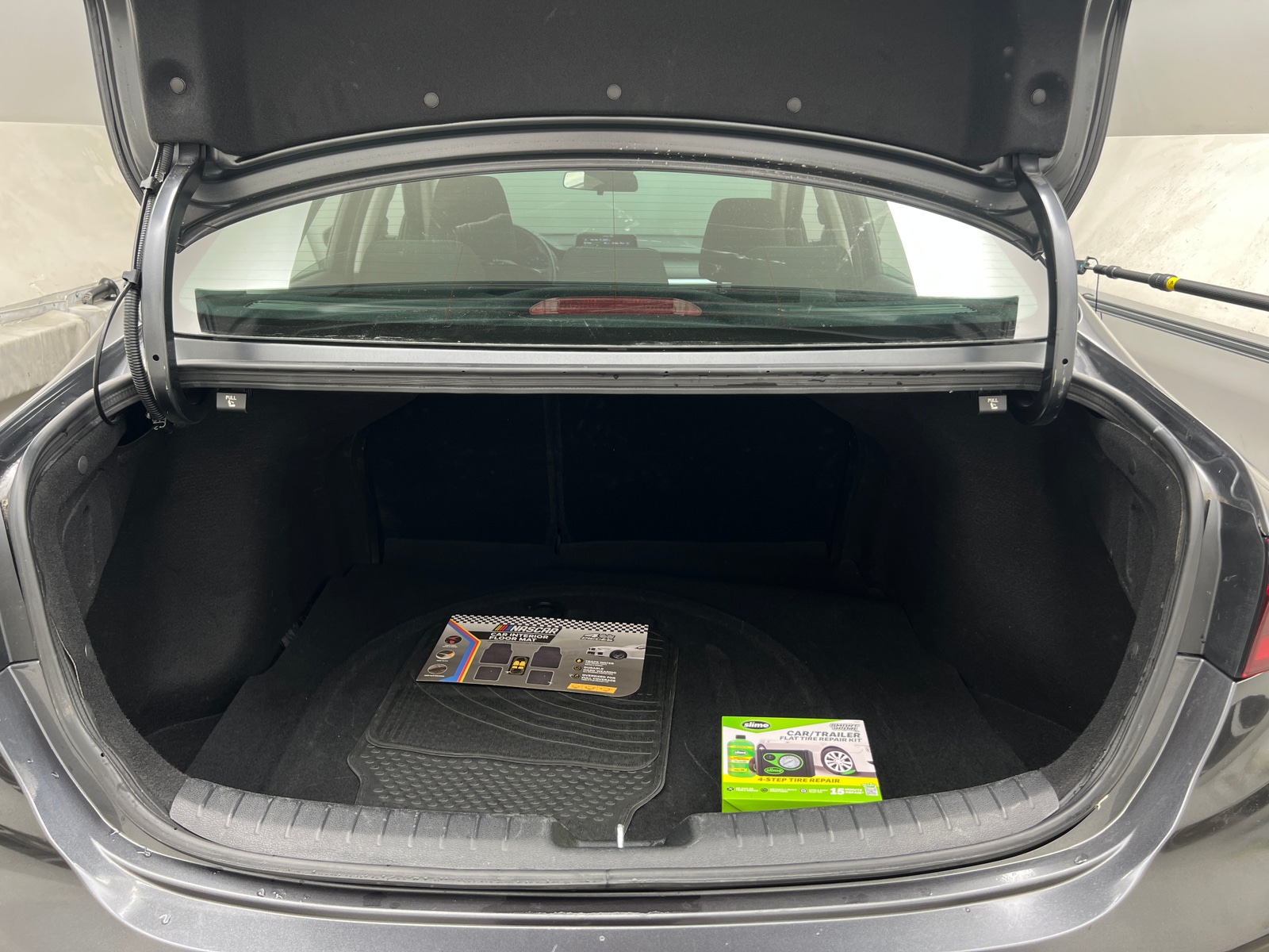 Thumbnail: 2024 Kia Forte - 7