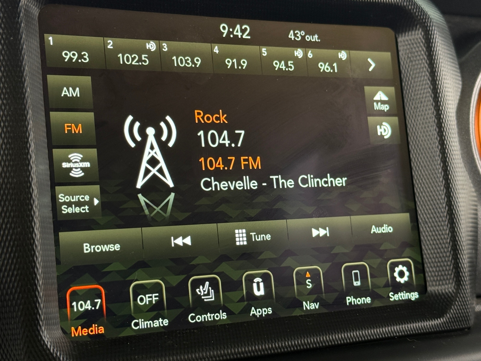 Thumbnail: 2021 Jeep Gladiator - 4